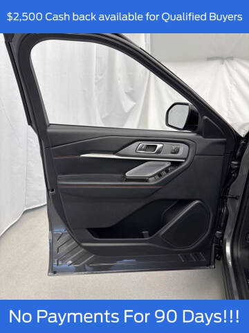 2025 Ford Explorer ST