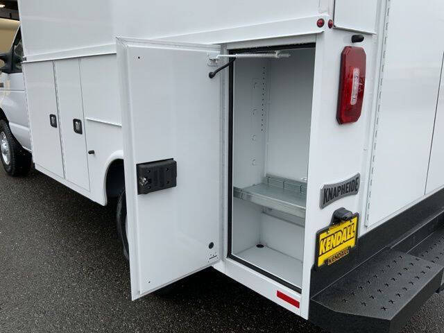 2025 Ford E-Series