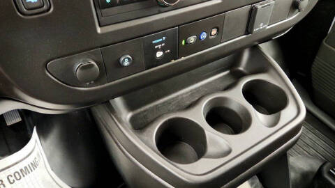2025 GMC Savana 3500