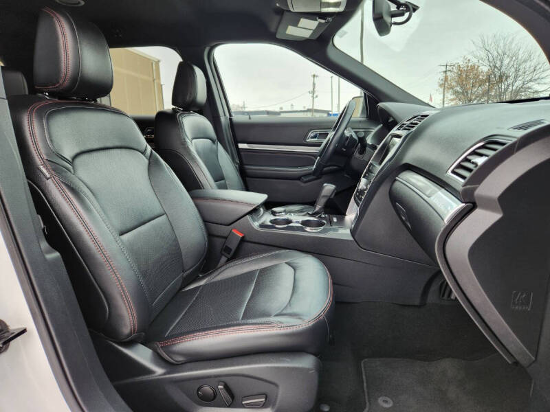 2019 Ford Explorer Sport