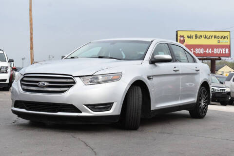 2015 Ford Taurus SEL