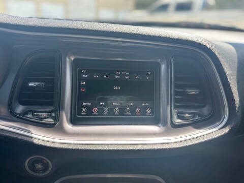 2020 Dodge Challenger SXT