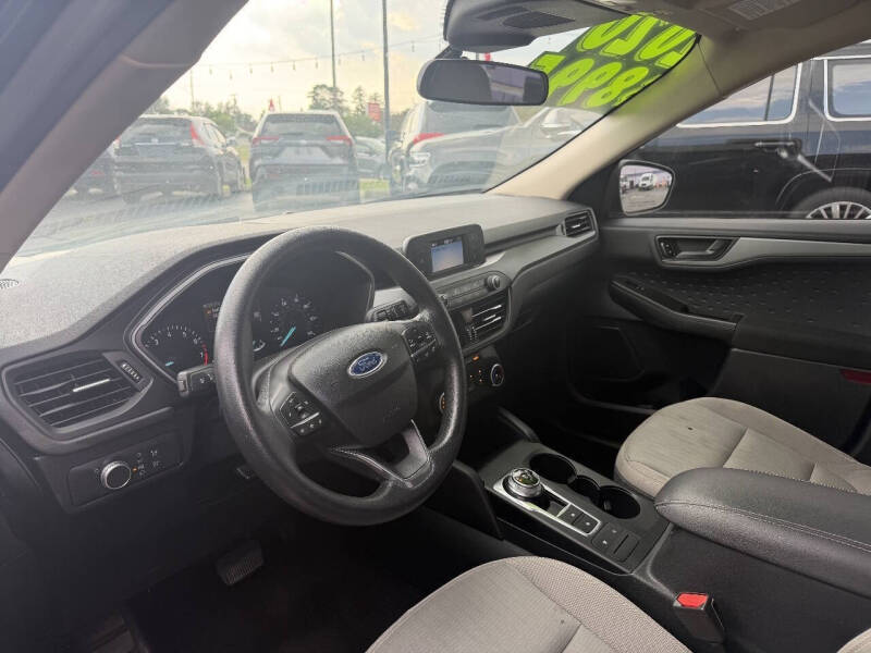 2020 Ford Escape S