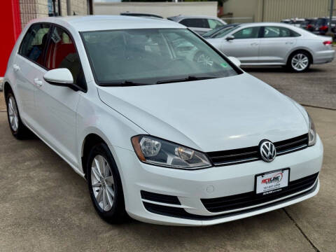 2017 Volkswagen Golf TSI S