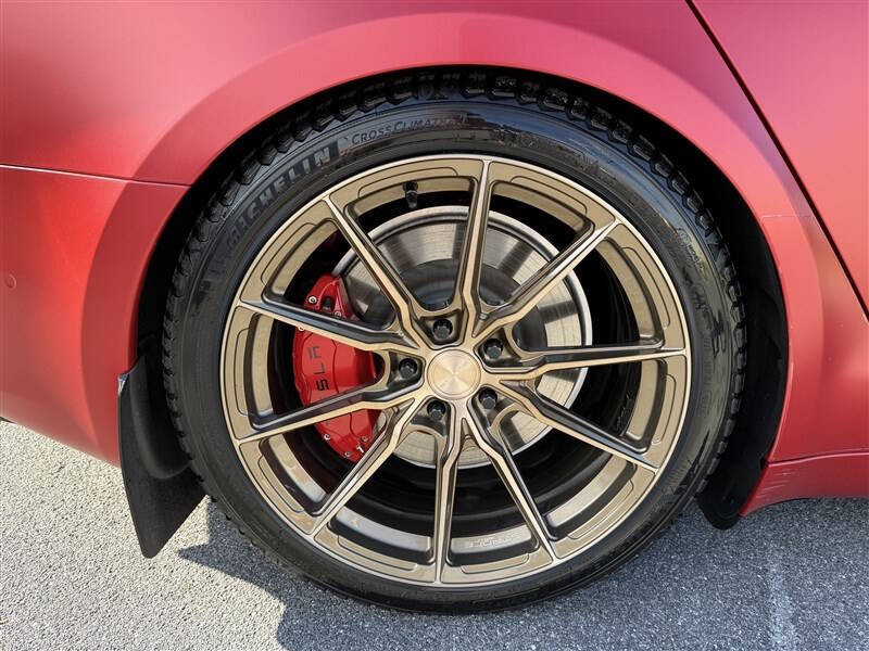 2021 Tesla Model S Plaid