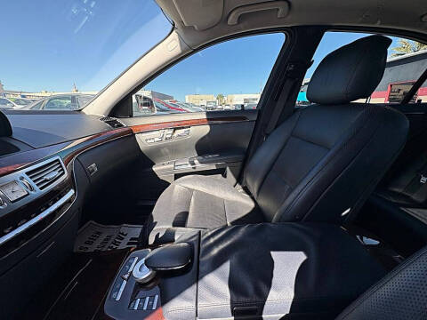 2013 Mercedes-Benz S-Class S 550