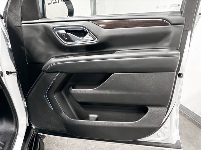 2022 GMC Yukon XL SLE