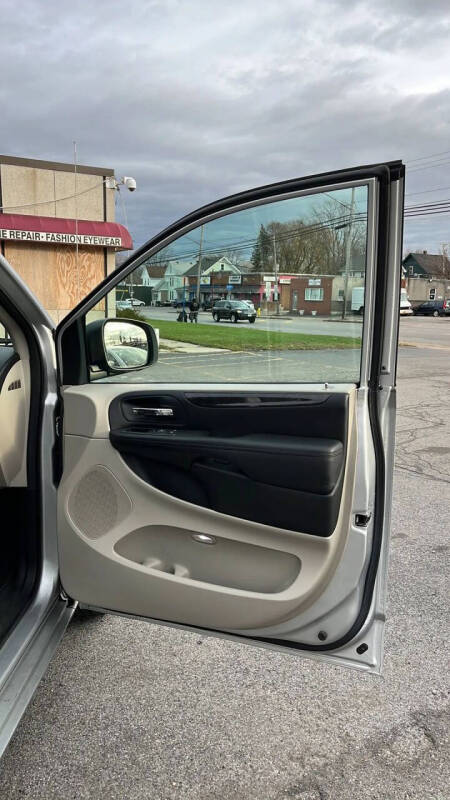 2012 Dodge Grand Caravan SXT