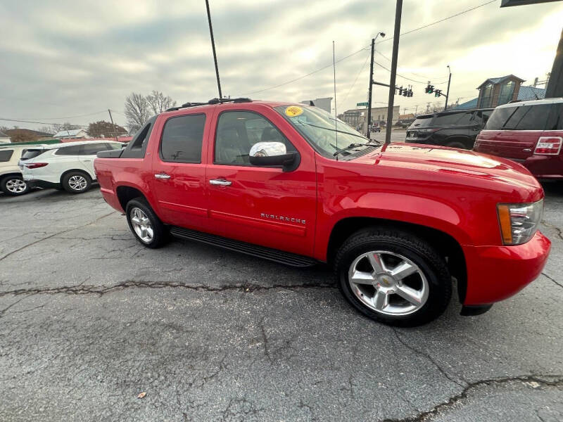 2011 Chevrolet Avalanche LT