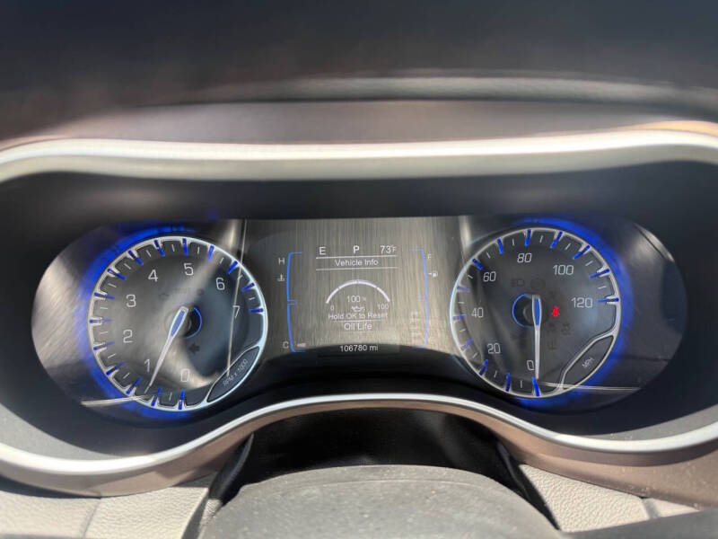 2017 Chrysler Pacifica Touring Plus