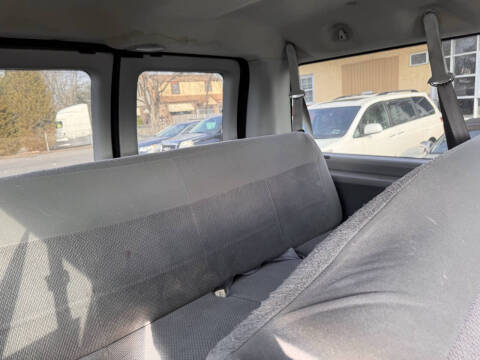 2006 Ford E-Series E-350 SD XLT