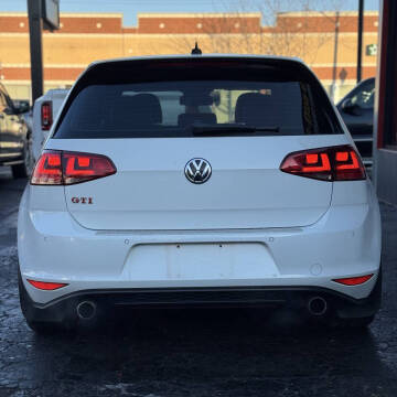 2016 Volkswagen Golf GTI Autobahn