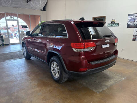 2018 Jeep Grand Cherokee Laredo