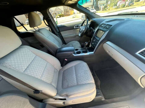 2012 Ford Explorer XLT