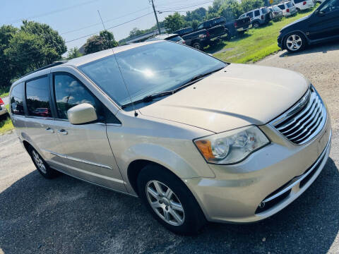 2012 Chrysler Town and Country Touring