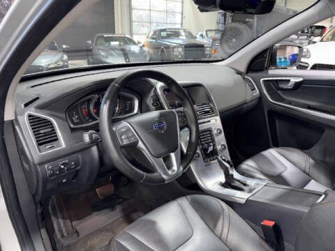 2017 Volvo XC60 T6 Dynamic