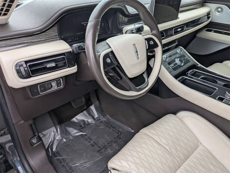 2022 Lincoln Aviator Black Label