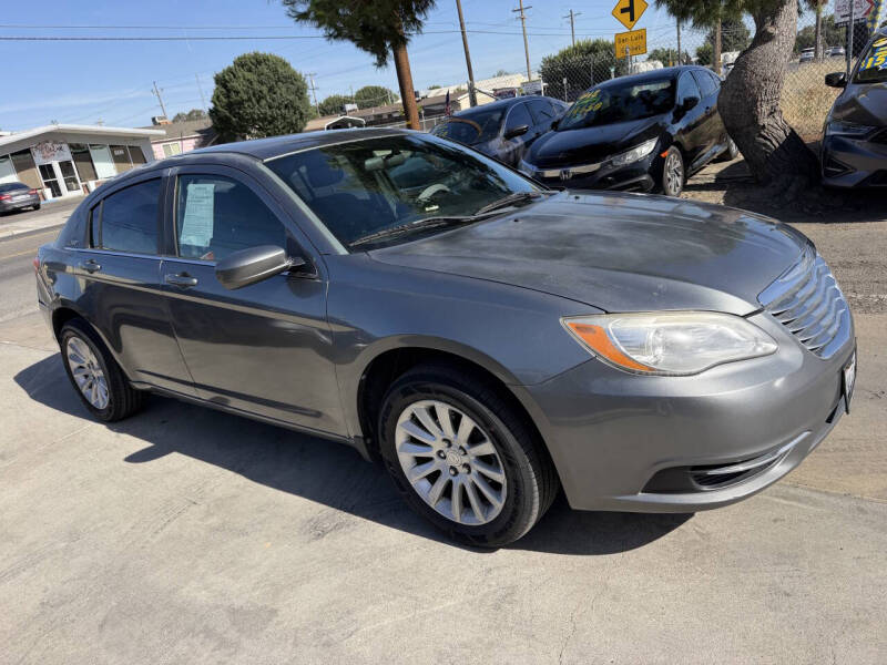2012 Chrysler 200 LX