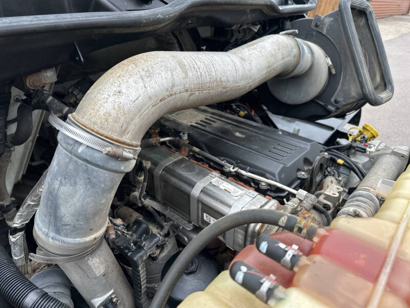 2021 International RH613