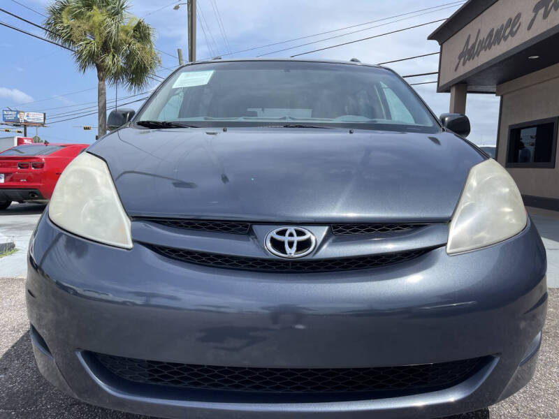2008 Toyota Sienna LE 7-Passenger