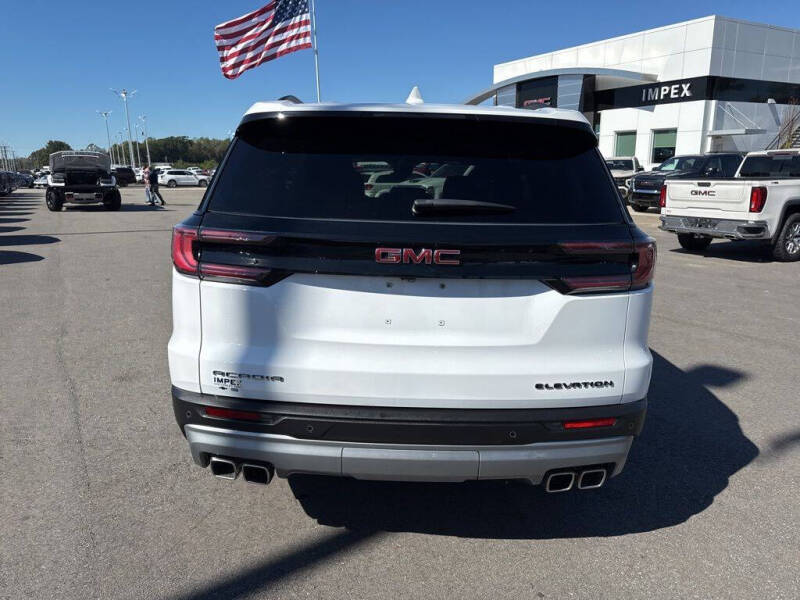 2025 GMC Acadia Elevation