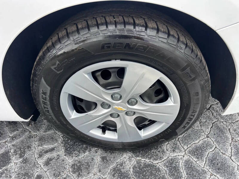 2018 Chevrolet Cruze LS Manual