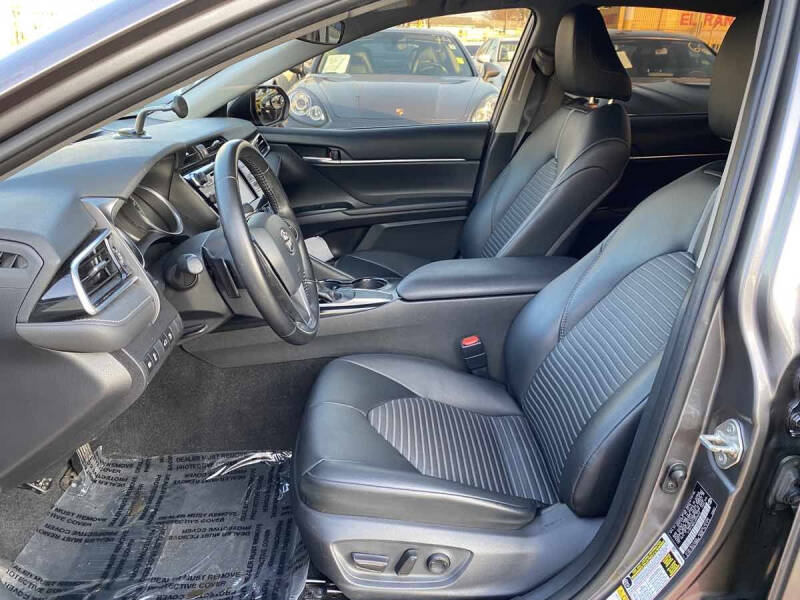 2018 Toyota Camry SE