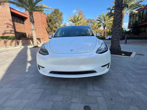 2023 Tesla Model Y Long Range