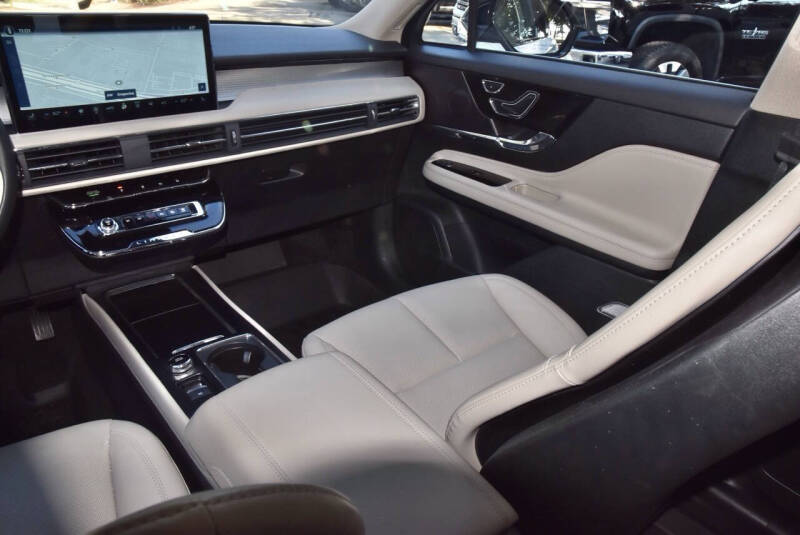 2025 Lincoln Corsair Premiere