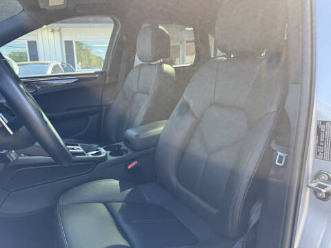2022 Porsche Macan