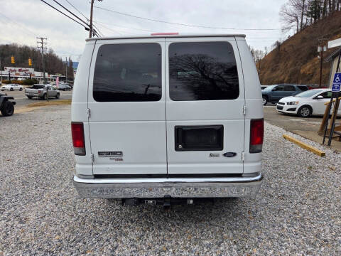 2010 Ford E-Series E-350 SD XLT