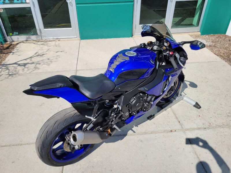 2018 Yamaha YZF-R1