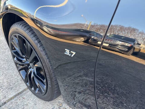2017 Infiniti Q70L 3.7
