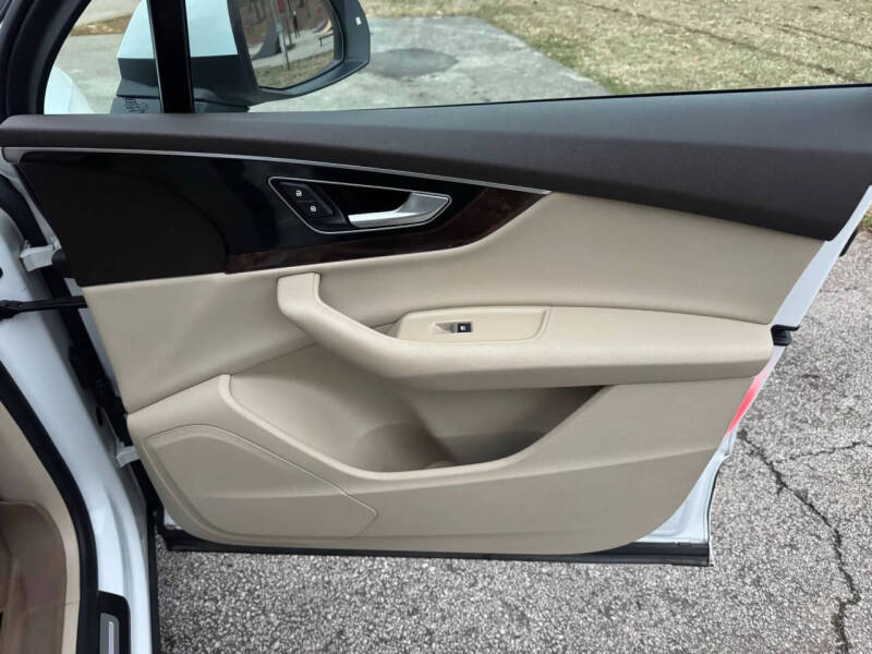 2017 Audi Q7 3.0T quattro Premium