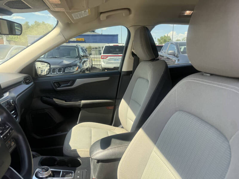 2020 Ford Escape S