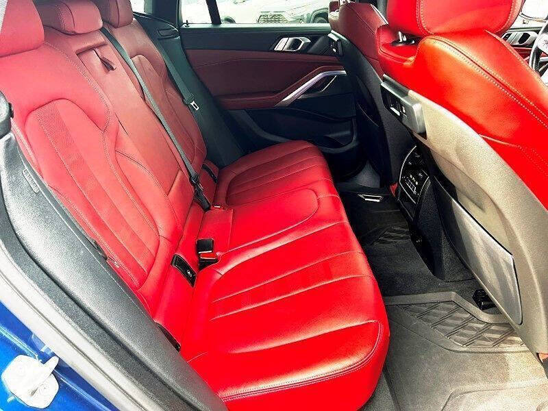 2022 BMW X6 xDrive40i