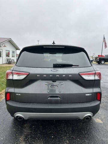 2020 Ford Escape SE