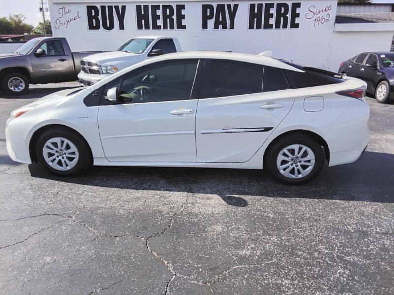 2016 Toyota Prius Two