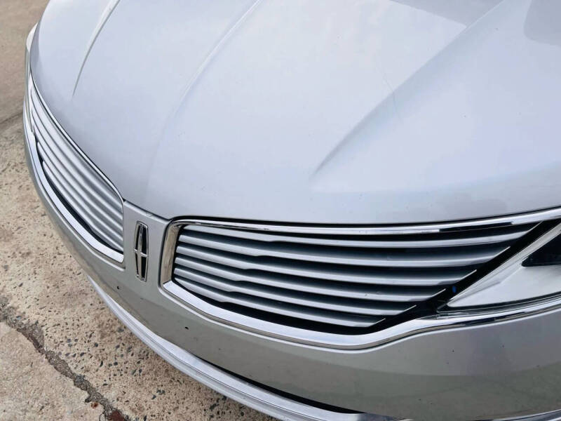 2014 Lincoln MKZ