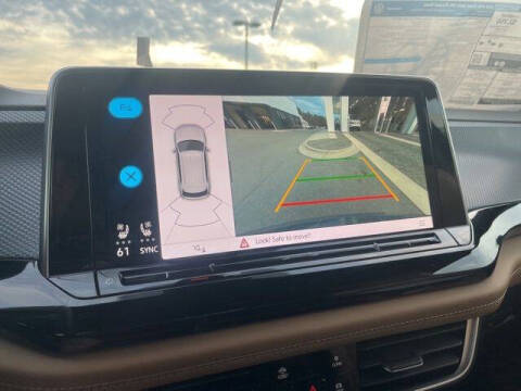 2026 Volkswagen Atlas Cross Sport SEL R-Line Black 4Motion