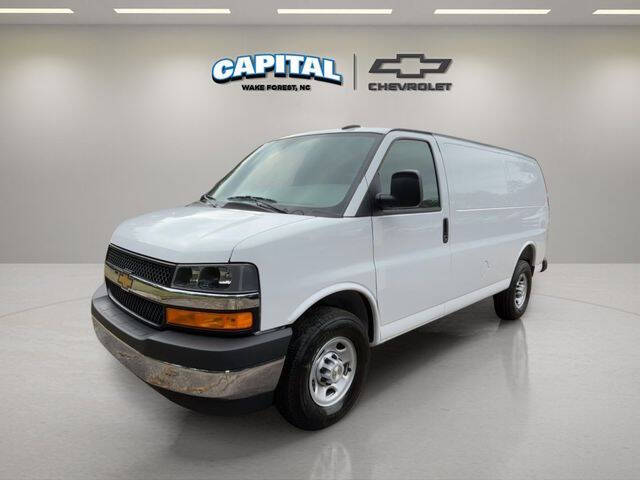 2025 Chevrolet Express 2500