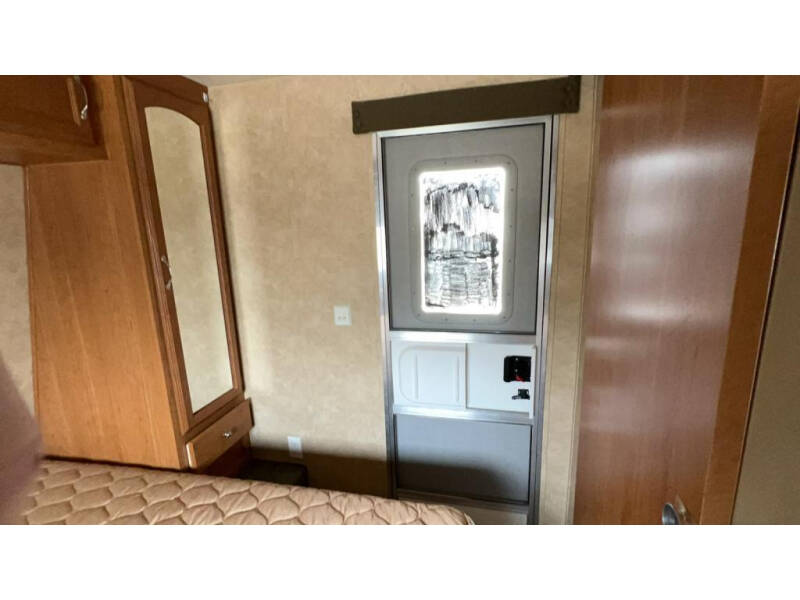 2007 Forest River 321FRD