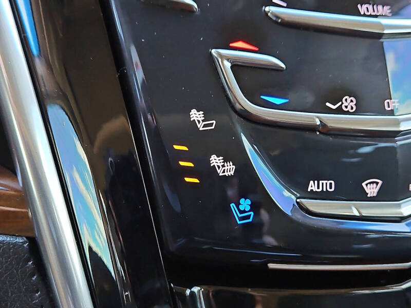 2019 Cadillac Escalade ESV Luxury