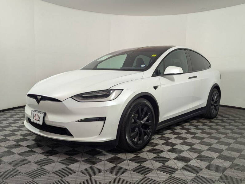 2023 Tesla Model X Standard Range