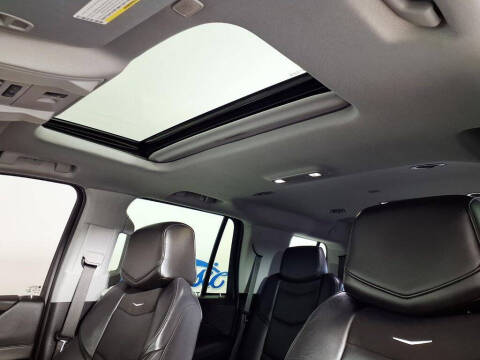2020 Cadillac Escalade Luxury