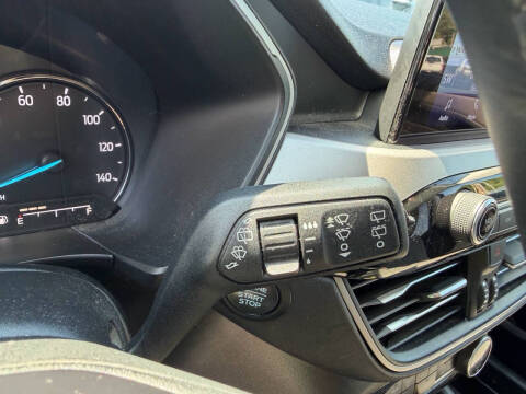 2022 Ford Escape Hybrid SE