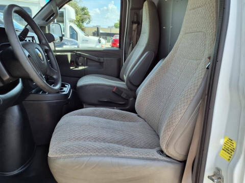 2020 Chevrolet Express 2500