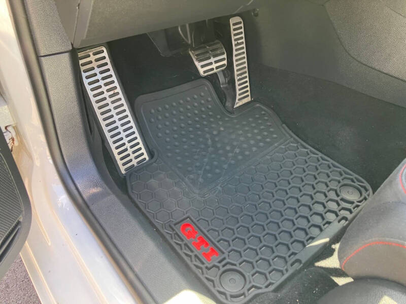 2012 Volkswagen GTI Autobahn PZEV