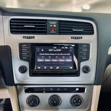 2015 Volkswagen Golf TSI S