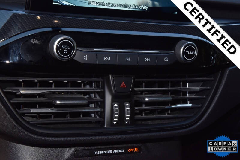 2025 Ford Escape ST-Line Select